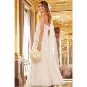 Needle & Thread Regal Rose Gloss Strapless Gown champagne UK8/US4